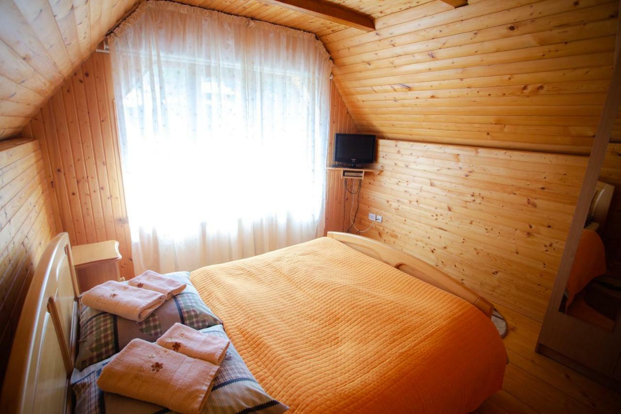 Synyogora Hotel Yaremche Luaran gambar